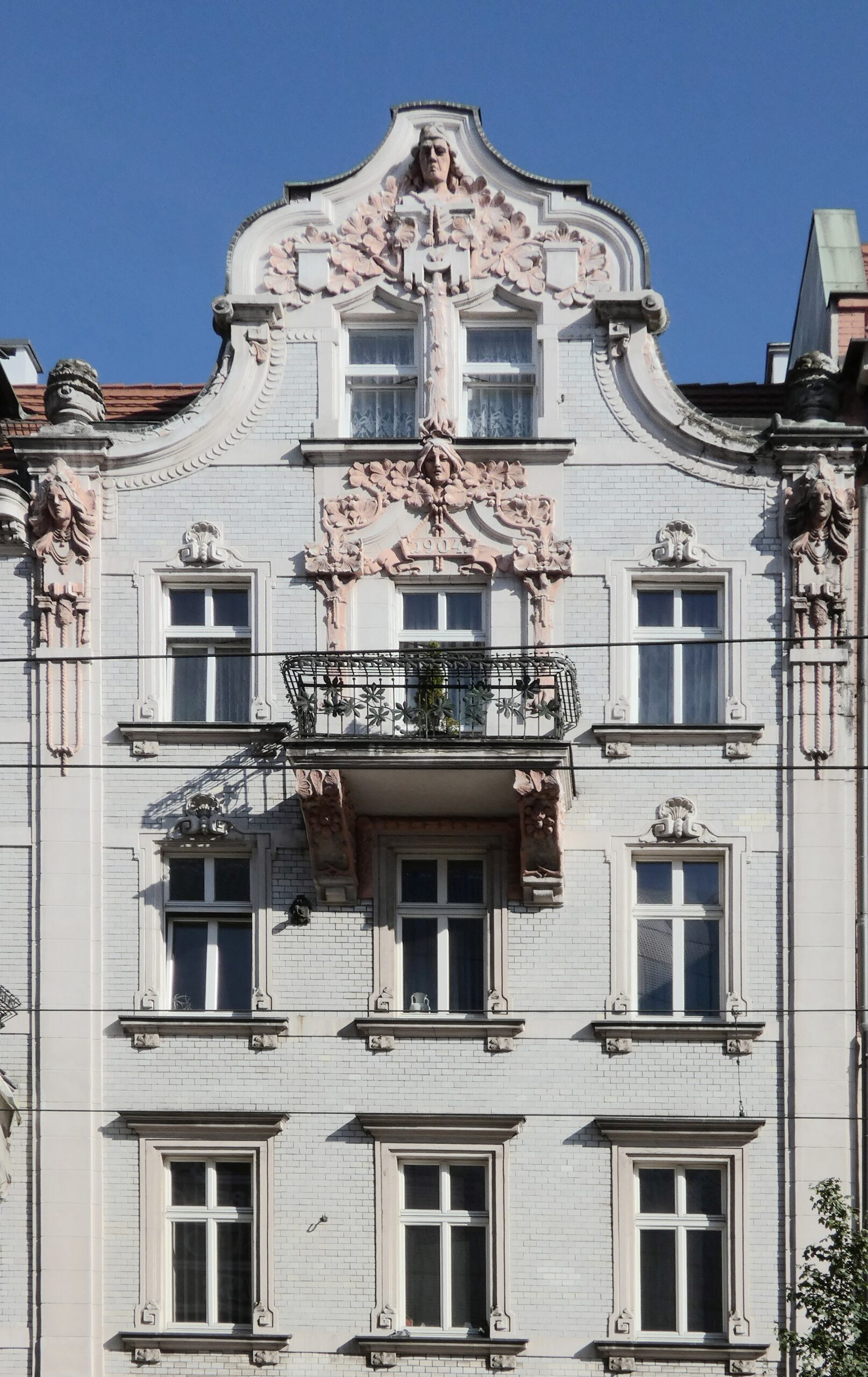 Trendy zmiany cen na rynku nieruchomości – Katowice